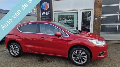 Occasion Citroën DS4 So Chic 165 PK (121 kW) 2012 Rood (metallic) Hatchback