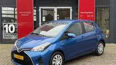 Gebruikt 2016 Toyota Yaris Hybrid Hatchback | € 11.400 (Eerlijke prijs)