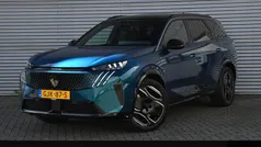Peugeot e-5008