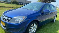 Gebruikt 2010 Opel Astra Selection Hatchback | € 3.999 (Super prijs)