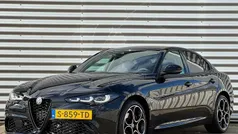 Zwart Gebruikt 2023 Alfa Romeo Giulia Sedan | € 45.895 (Super prijs)