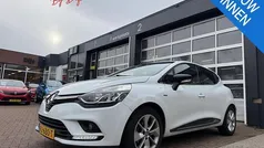 Blanc glacier 369 Gebruikt 2016 Renault Clio IV LIMITED Hatchback | € 9.390 (Eerlijke prijs)