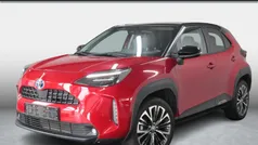 Rood Gebruikt 2022 Toyota Yaris Cross Executive SUV | € 29.950 (Eerlijke prijs)