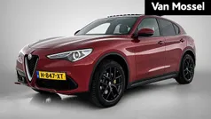 Rood Gebruikt 2018 Alfa Romeo Stelvio SUV | € 27.900 (Eerlijke prijs)