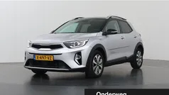 Grijs Gebruikt 2023 Kia Stonic SUV | € 22.935 (Eerlijke prijs)