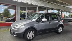 Grijs Gebruikt 2012 Fiat Sedici SUV | € 5.950 (Eerlijke prijs)