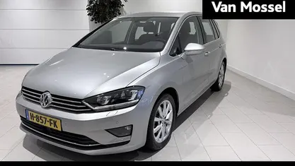 Grijs Occasion 2020 VW Golf Highline MPV | € 15.400 (Eerlijke prijs)