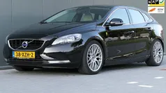 Zwart Gebruikt 2012 Volvo V40 Momentum Stationwagen | € 7.940 (Goede deal)