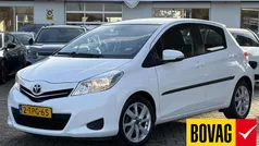 Wit Gebruikt 2014 Toyota Yaris Hatchback | € 9.999 (Eerlijke prijs)
