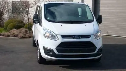 Wit Gebruikt 2014 Ford Transit Custom MPV | € 15.307 (Goede deal)