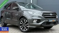 Gebruikt 2019 Ford Kuga ST-Line SUV | € 18.950 (Eerlijke prijs)