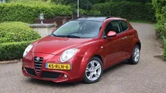 Rood Gebruikt 2011 Alfa Romeo MiTo Hatchback | € 1.450 (Eerlijke prijs)