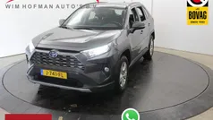 Gebruikt 2020 Toyota RAV4 Hybrid SUV | € 24.440 (Goede deal)