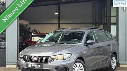 Grijs (metallic) Gebruikt 2017 Fiat Tipo Pop Stationwagen | € 8.900 (Eerlijke prijs)
