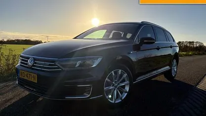 Occasion VW Passat GTE 157 PK (115 kW) 2016 Zwart Stationwagen