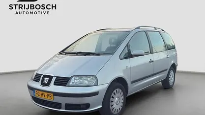 Grijs (metallic) Gebruikt 2002 Seat Alhambra Stella MPV | € 2.740 (Eerlijke prijs)