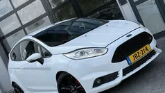 Wit Gebruikt 2013 Ford Fiesta ST Hatchback | € 9.995 (Eerlijke prijs)