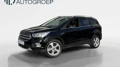 Gebruikt 2019 Ford Kuga Titanium SUV | € 19.445 (Eerlijke prijs)