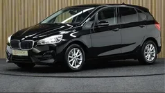 Zwart Gebruikt 2018 BMW 218 Executive Stationwagen | € 14.950 (Eerlijke prijs)