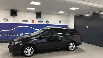 Occasion 2018 Toyota Auris Touring Sports Plus Stationwagen | € 17.999 (Goede deal)