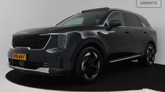 Donker blauw metallic Gebruikt 2025 Kia Sorento SUV | € 59.445 (Eerlijke prijs)