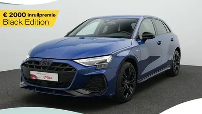Nieuw Audi A3 Sportback e-tron S-Line 272 PK (200 kW) 2025 Blauw (metallic) Hatchback