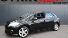 Zwart, metallic lak Gebruikt 2011 Toyota Auris Hatchback | € 4.989 (Goede deal)