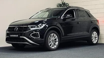 Occasion 2024 VW T-Roc Edition SUV | € 32.899 (Eerlijke prijs)