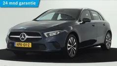 Blauw Gebruikt 2021 Mercedes A250 Hatchback | € 27.950 (Goede deal)