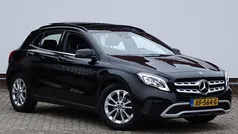 Zwart Gebruikt 2018 Mercedes GLA180 Business SUV | € 22.900 (Eerlijke prijs)