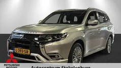 Gebruikt 2021 Mitsubishi Outlander Intense+ SUV | € 27.445 (Eerlijke prijs)