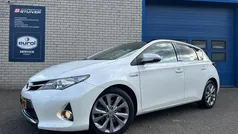 Wit Gebruikt 2013 Toyota Auris Hatchback | € 8.950 (Eerlijke prijs)