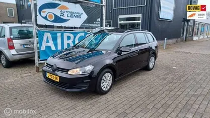 Zwart Occasion 2014 VW Golf VII Highline Stationwagen | € 7.749 (Eerlijke prijs)