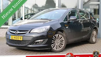 Occasion 2015 Opel Astra Edition Hatchback | € 5.800 (Eerlijke prijs)