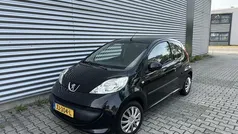 Zwart Gebruikt 2005 Peugeot 107 Hatchback | € 1.895 (Eerlijke prijs)