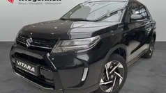 Zwart Gebruikt 2025 Suzuki Vitara Style SUV | € 28.799 (Eerlijke prijs)