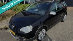 Zwart Gebruikt 2006 VW Polo Cross Hatchback | € 2.960 (Eerlijke prijs)