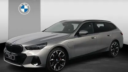 Occasion BMW 550e Comfort Edition 489 PK (359 kW) 2025 Stationwagen