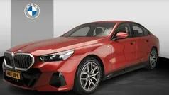 Rood Gebruikt 2025 BMW i5 Shadowline Sedan | € 52.900 (Super prijs)