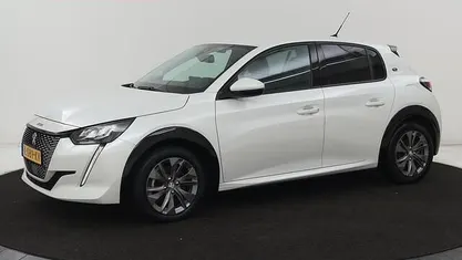 Occasion 2020 Peugeot e-208 Allure Hatchback | € 11.400 (Eerlijke prijs)