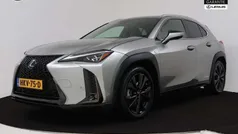 Grijs Gebruikt 2019 Lexus UX 250h Sport Line SUV | € 32.445 (Eerlijke prijs)