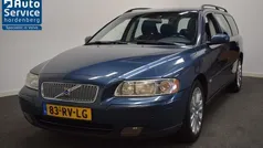 Blauw Gebruikt 2005 Volvo V70 Momentum Stationwagen | € 3.950 (Eerlijke prijs)