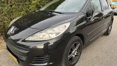 Zwart Gebruikt 2010 Peugeot 207 Style Hatchback | € 1.850 (Goede deal)