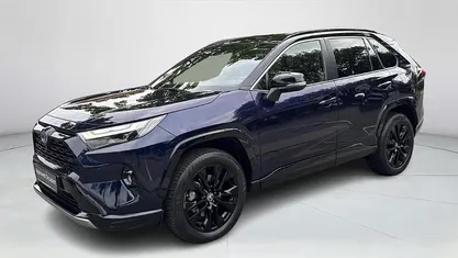 Midnight blue met zwart dak blauw Gebruikt 2023 Toyota RAV4 Hybrid Style SUV | € 39.949 (Eerlijke prijs)