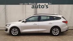 Grijs Gebruikt 2022 Ford Focus Stationwagen | € 14.900 (Eerlijke prijs)