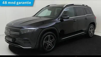 Zwart Gebruikt 2022 Mercedes EQB300 AMG line SUV | € 37.945 (Eerlijke prijs)