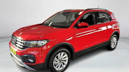 Rood Occasion 2021 VW T-Cross SUV | € 17.945 (Eerlijke prijs)