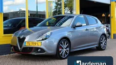 Grijs Gebruikt 2018 Alfa Romeo Giulietta Hatchback | € 16.900 (Eerlijke prijs)