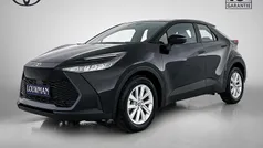 Zwart Nieuw 2025 Toyota C-HR Active SUV | € 33.390 (Goede deal)