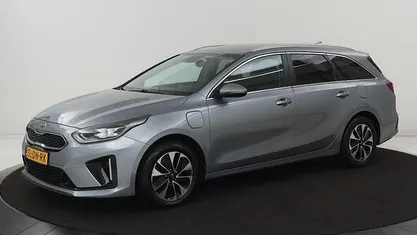 Gebruikt 2021 Kia Ceed Hatchback | € 17.900 (Eerlijke prijs)
